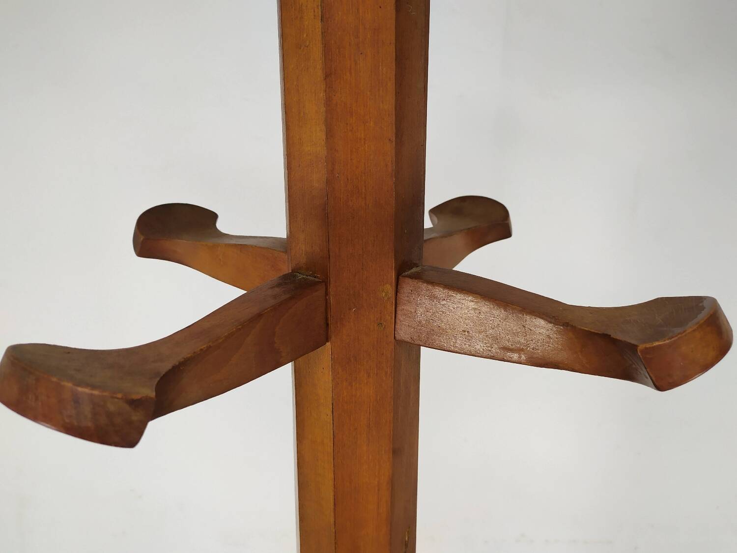 Vintage wooden parrot coat rack