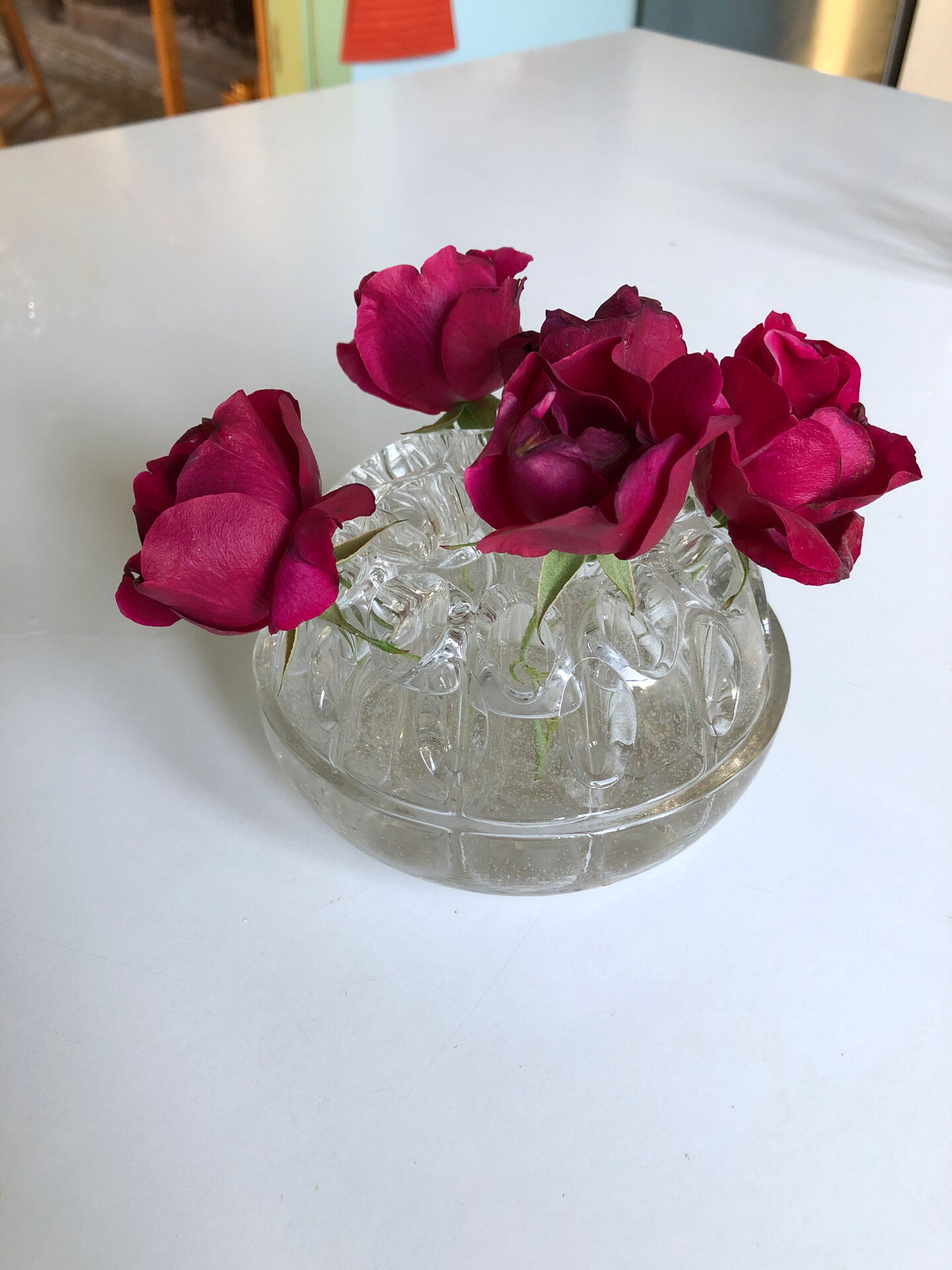 Glass vase for flower head