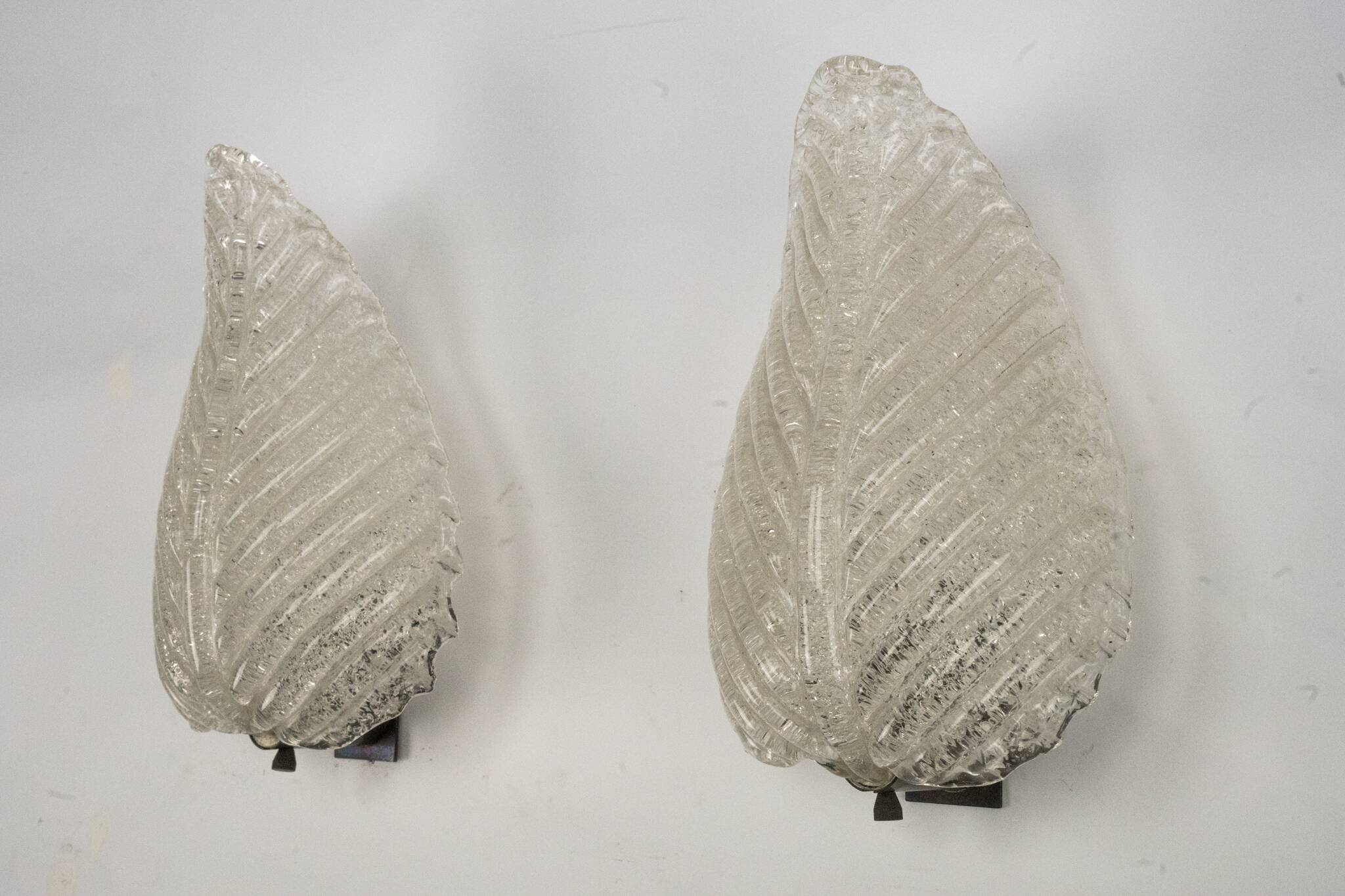 Pair of wall lamps by Ercole Barovier in Rugiadoso Murano glass, Italy 1950