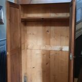Armoire parisienne