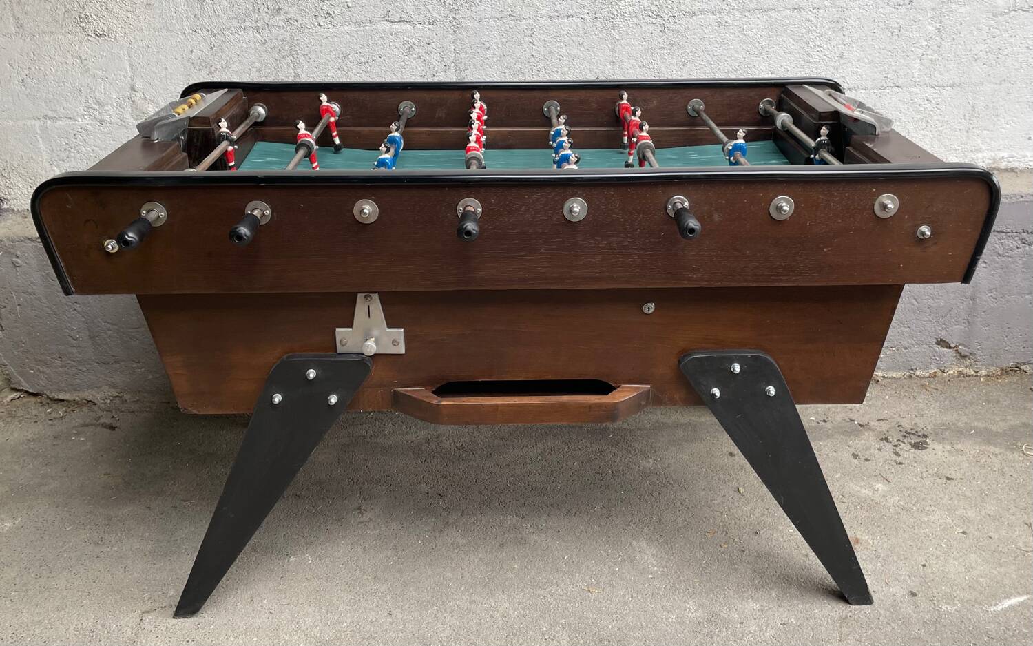 Bussoz Baby-foot from the 1950s - Vintage Design & Professional Game