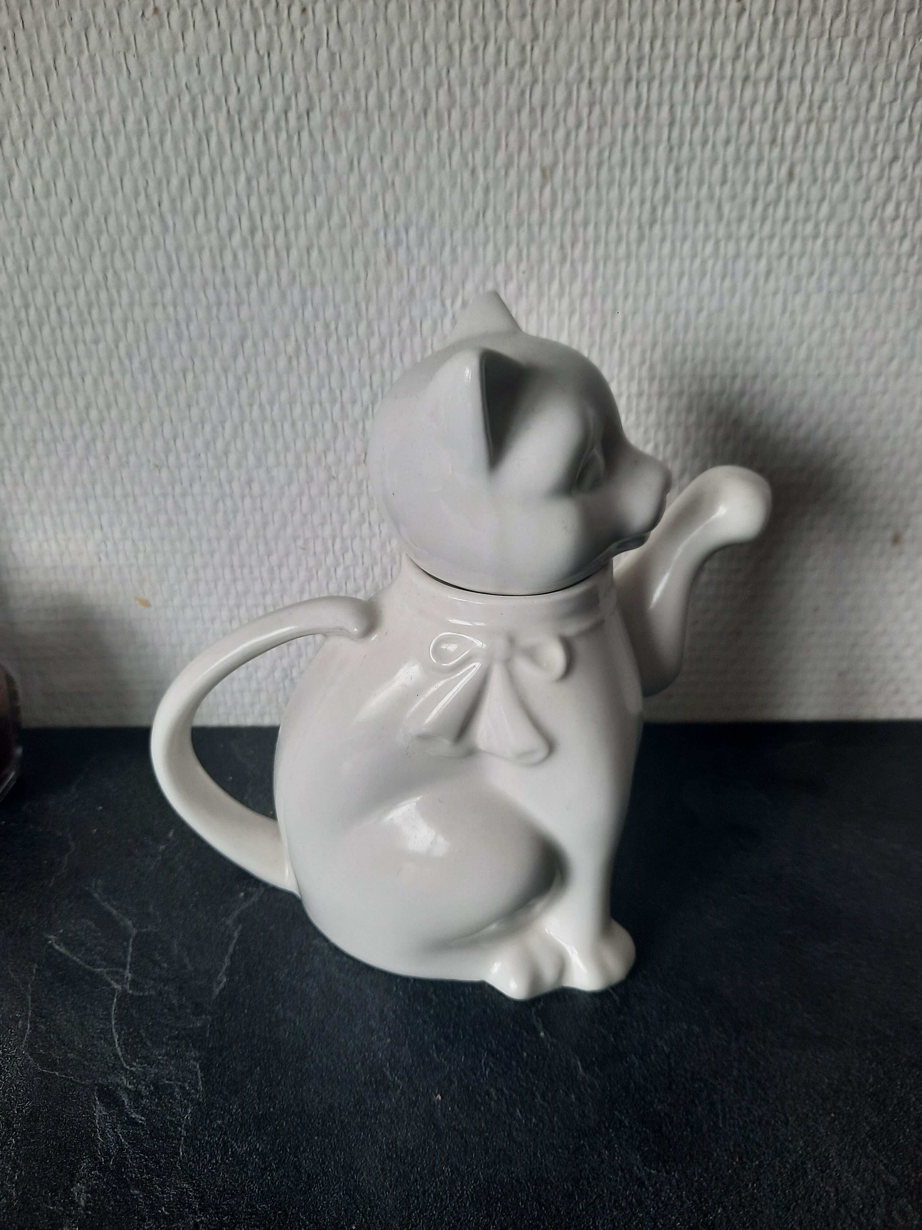 Teapot white cat