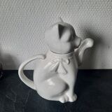 Teapot white cat