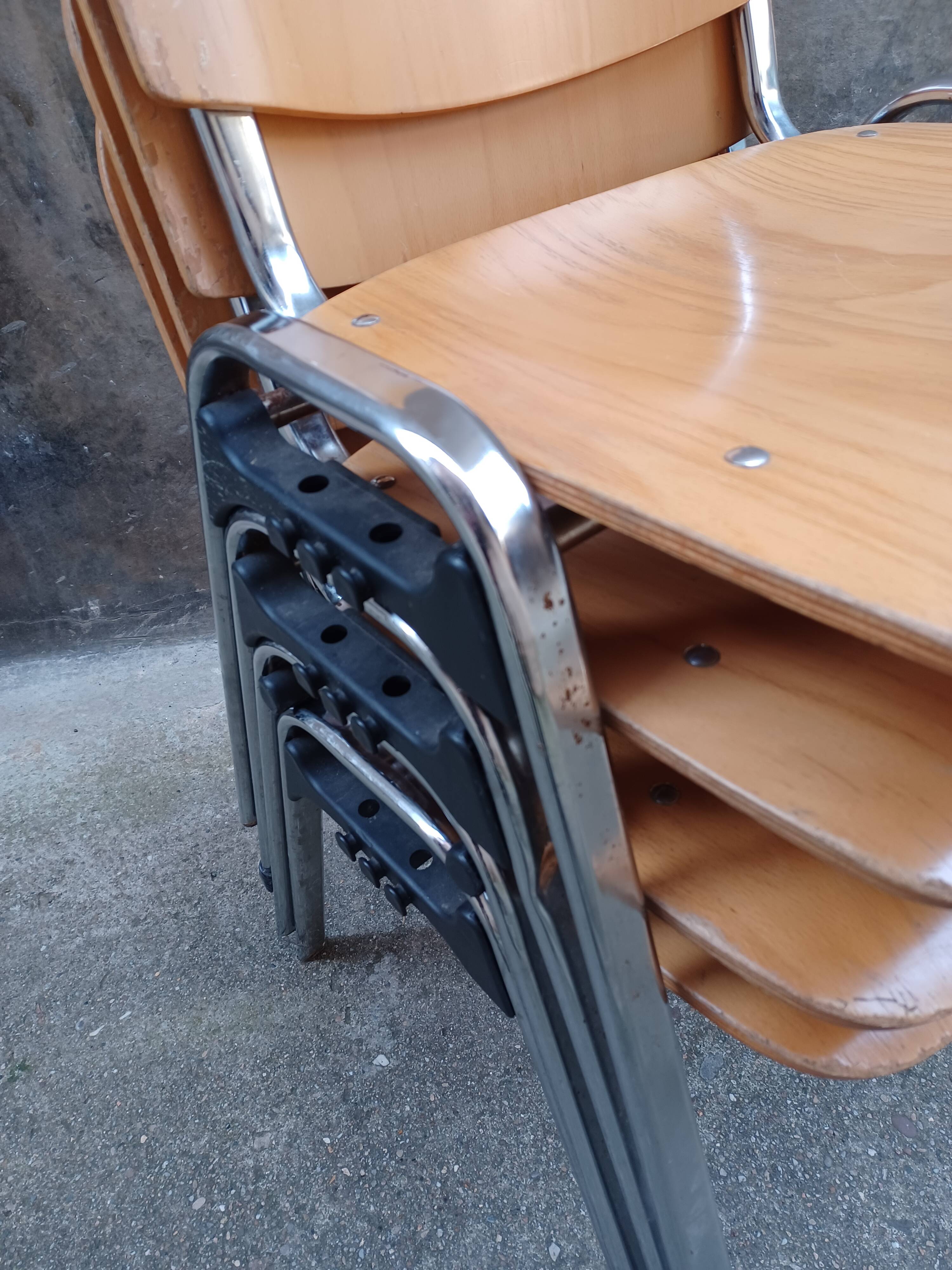 Serie de 4 chaises,  design 80's