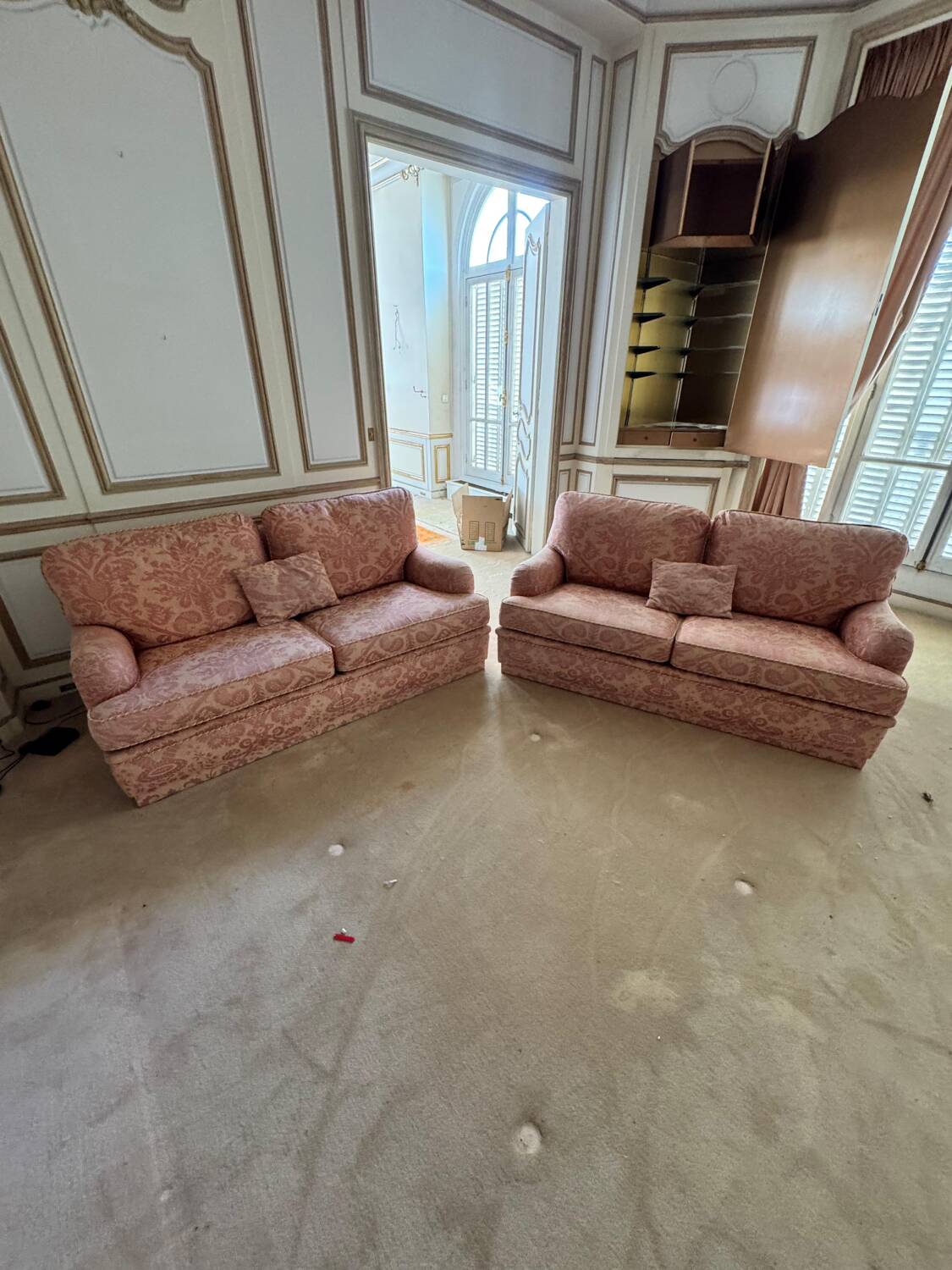 Pair of sofas Maison Schwartz Paris, 1970s-80s