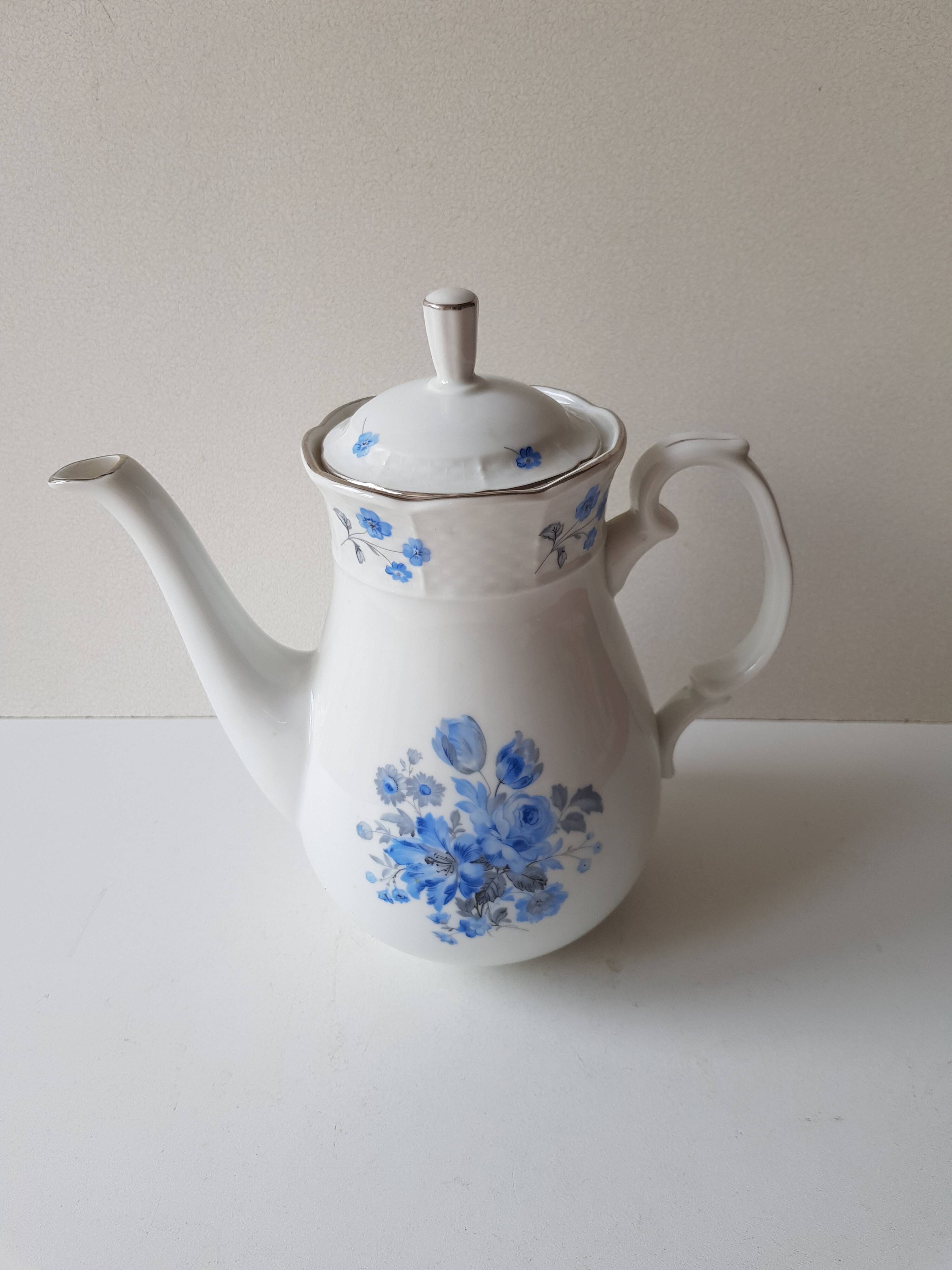 Blue floral teapot in fine bohemian porcelain signed TK Thun