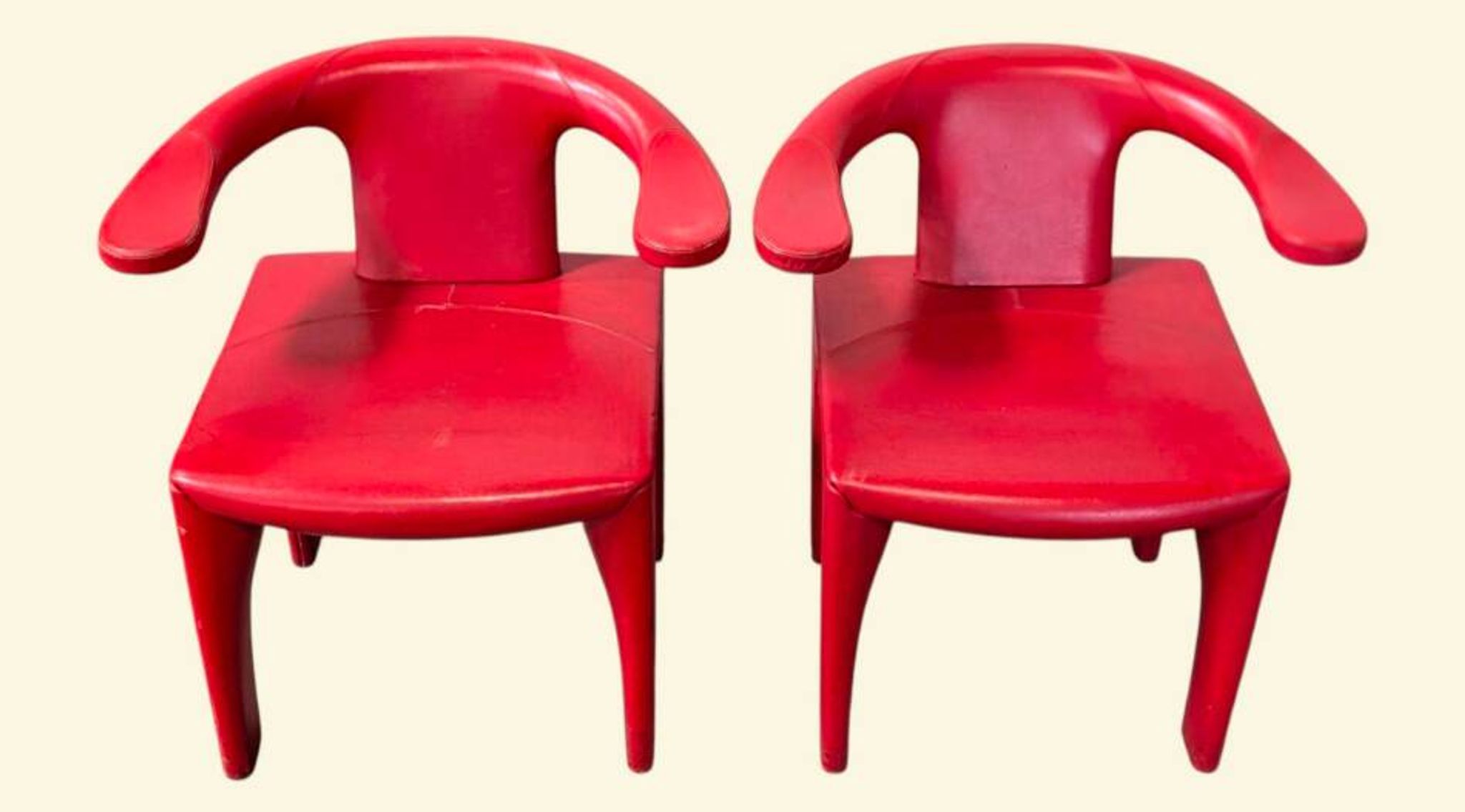 Pair of Veronica chairs for CasasAfra & Tobia Scarpa