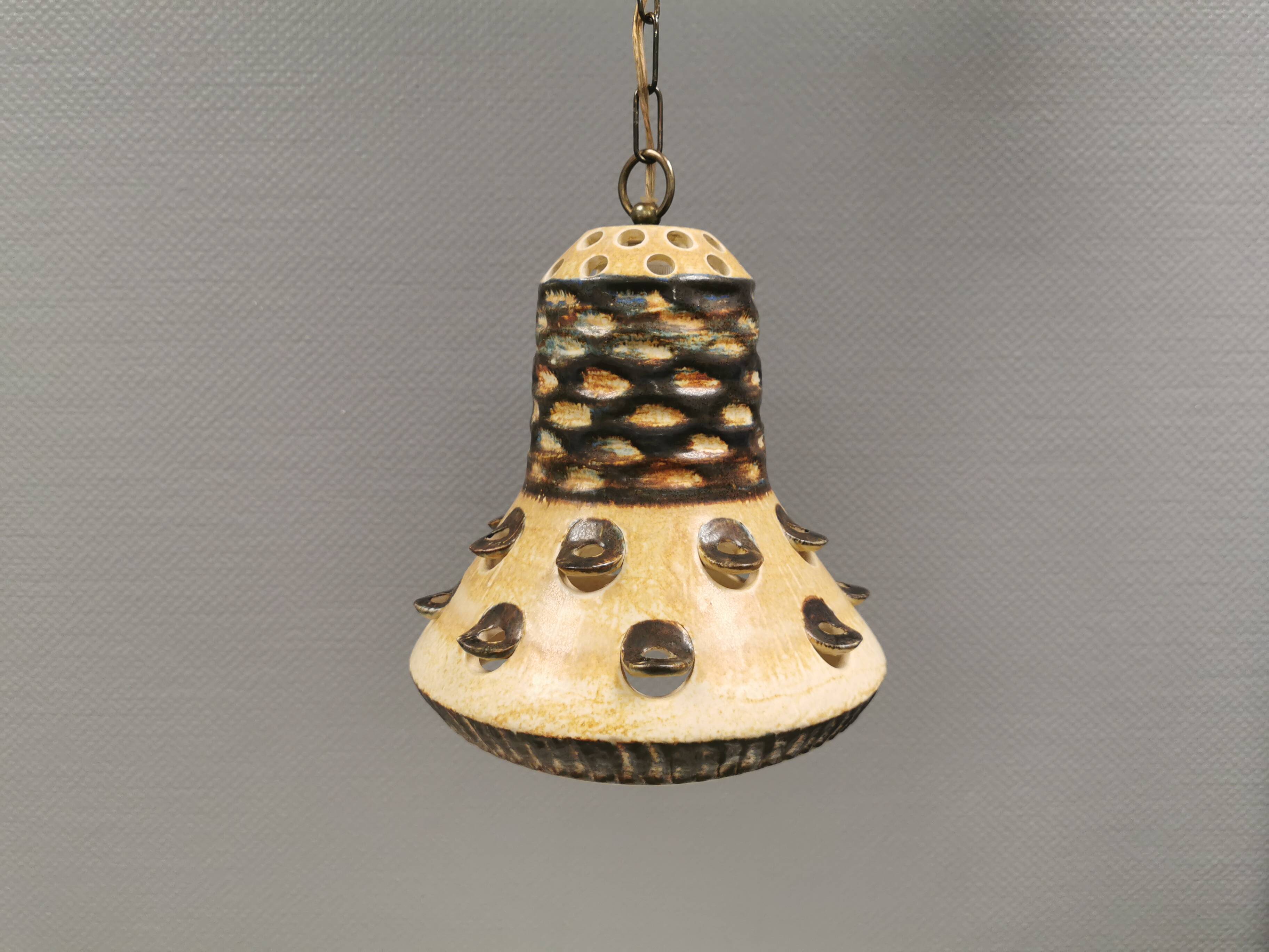 A stunning ceramic hanging lamp with exquisite details. Denmark 1970s