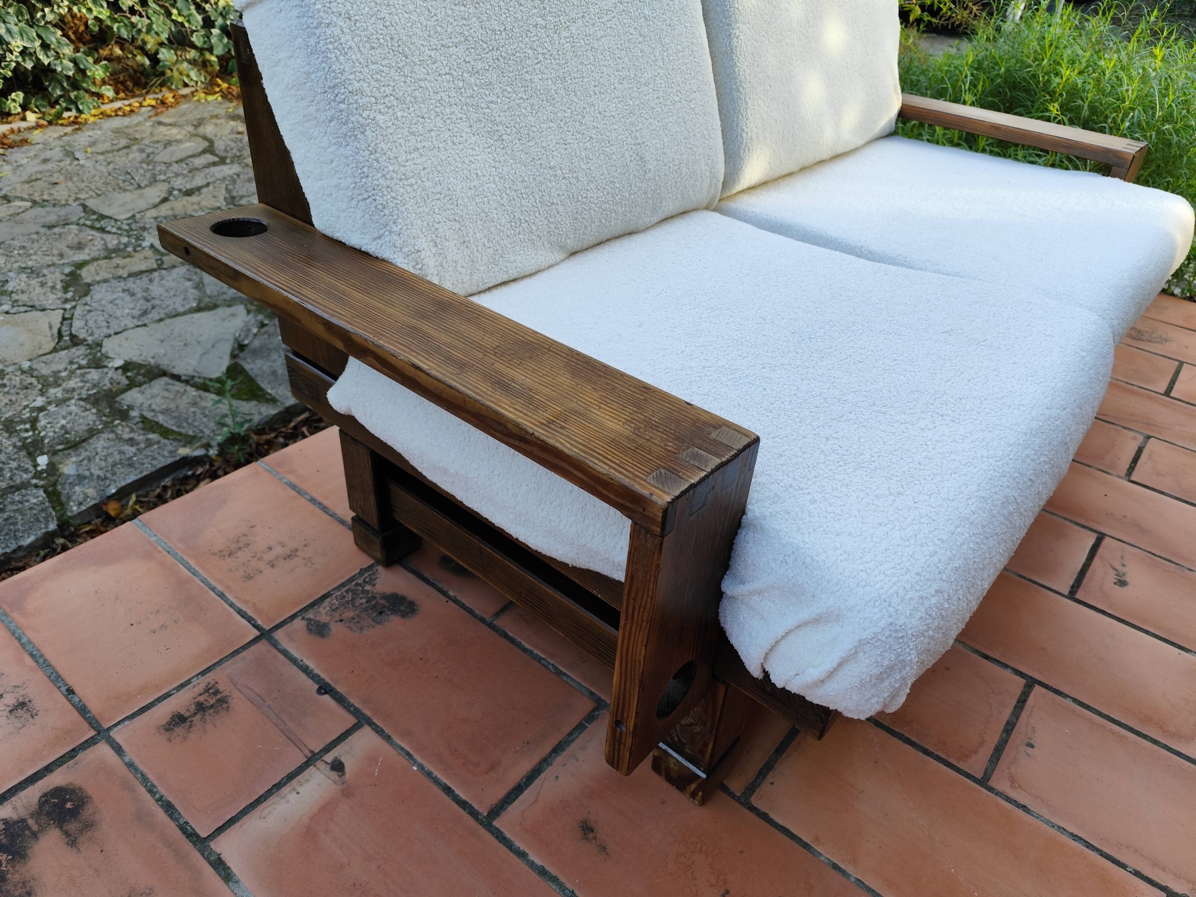 Vintage brutalist sofa in ecru bouclé fabric, 2/3 seater, 1970s