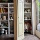 Standing man, cabinet with 1 door, 3 shelves in beige wood