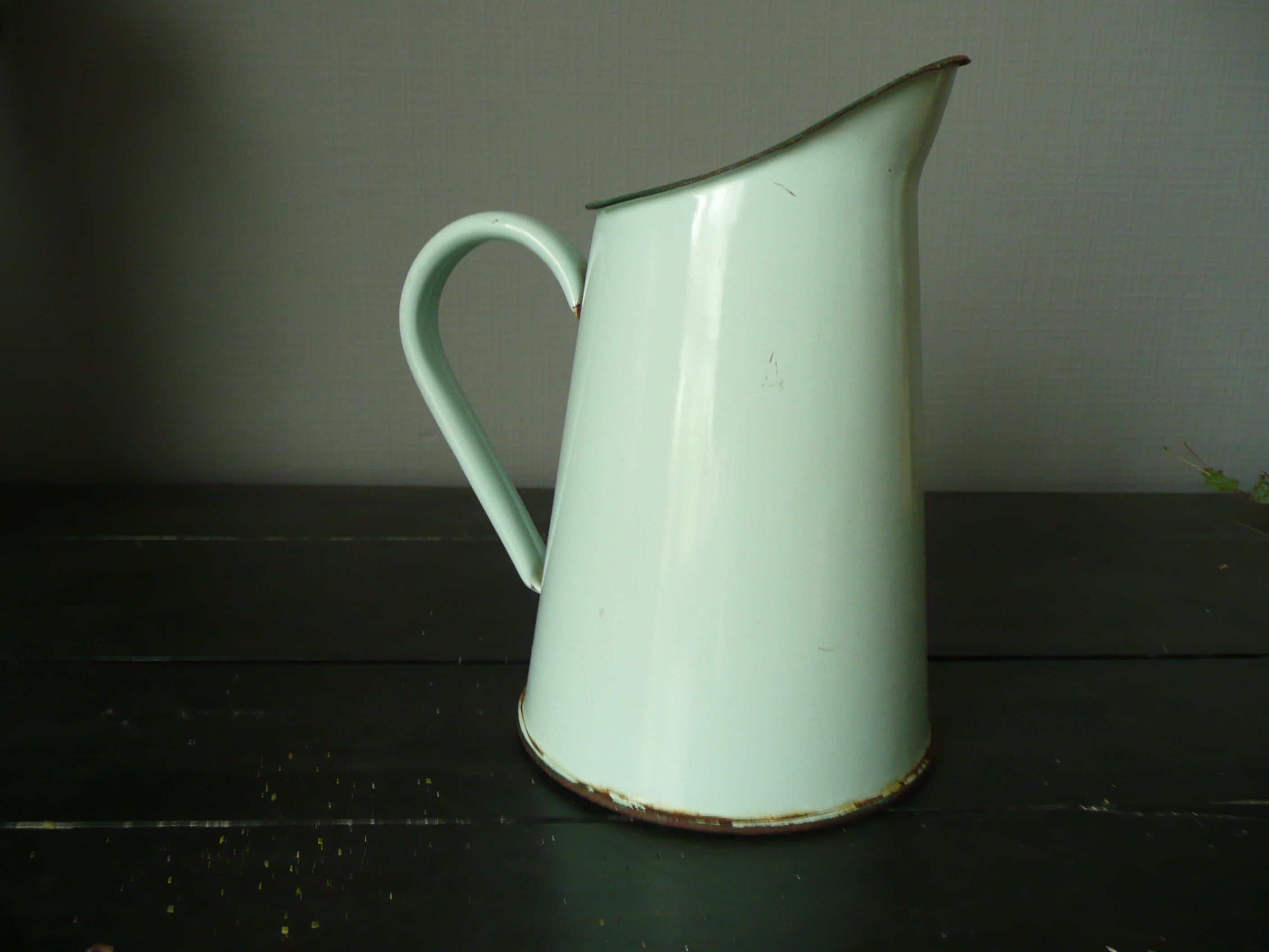 Enamelled sheet pitcher
