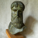 Statue grecque grec copie musée antiquité résine patine bronze zeus poséidon