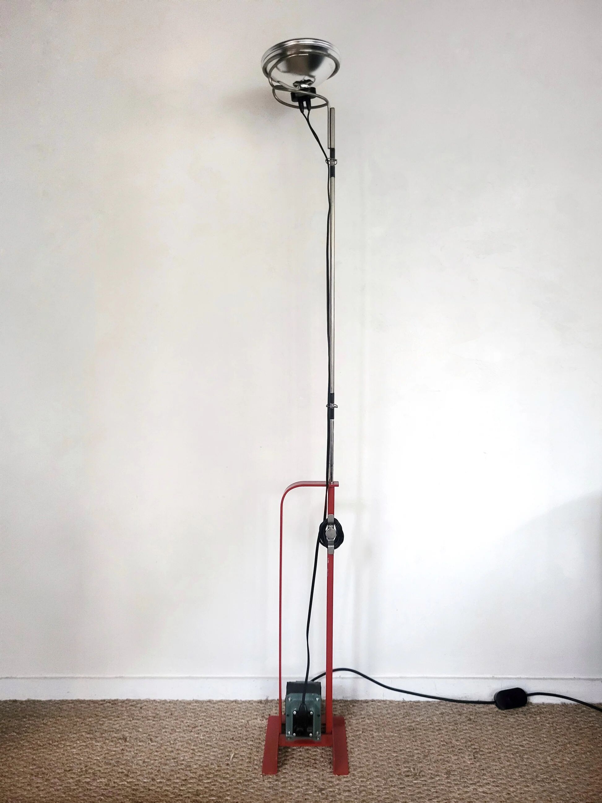 Toio floor lamp by Achille Castiglioni
