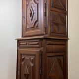 Cabinet bourguignon de style louis xiii en bois massif vers 1850-1880