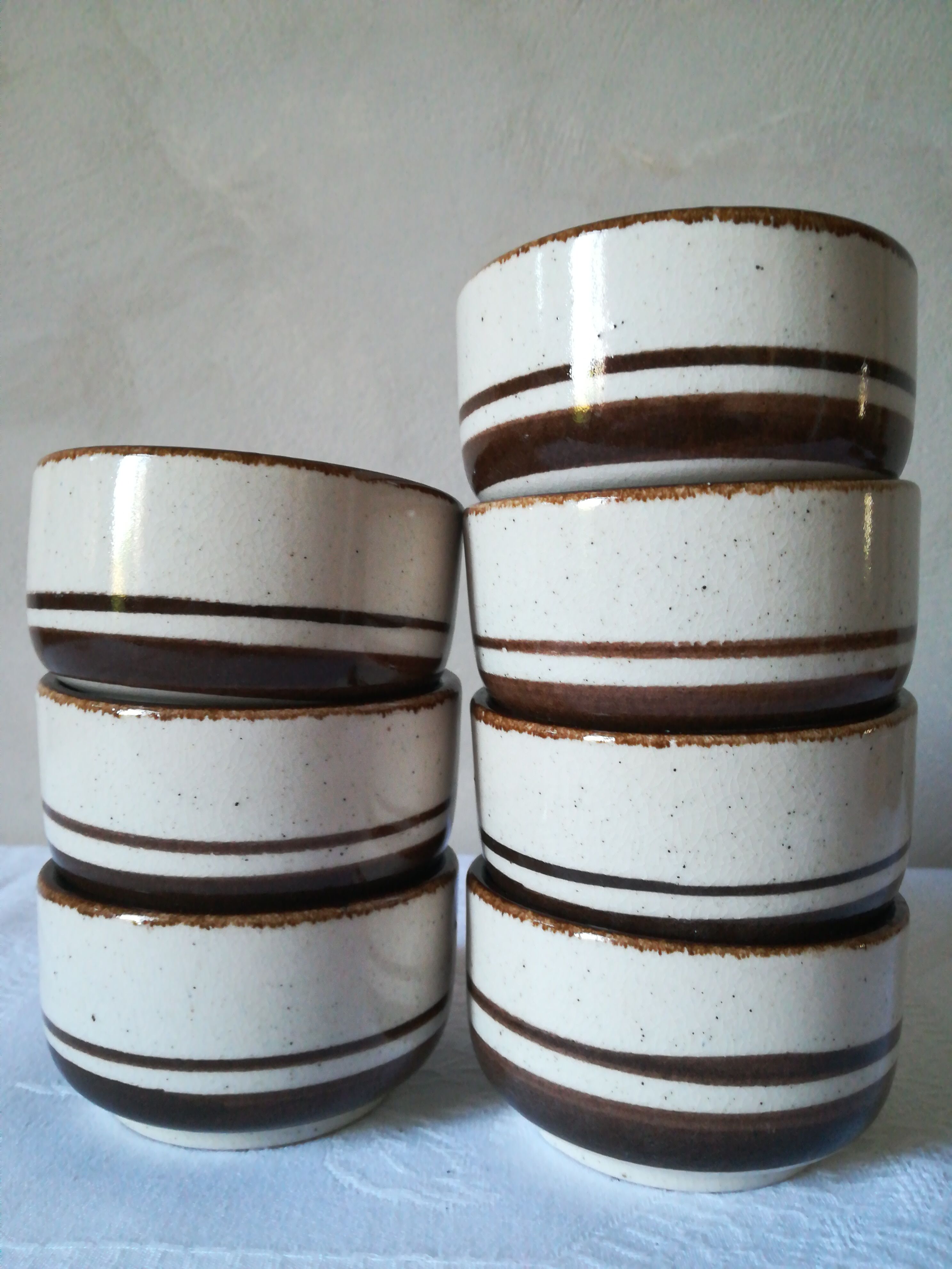 7 ceramic ramekins
