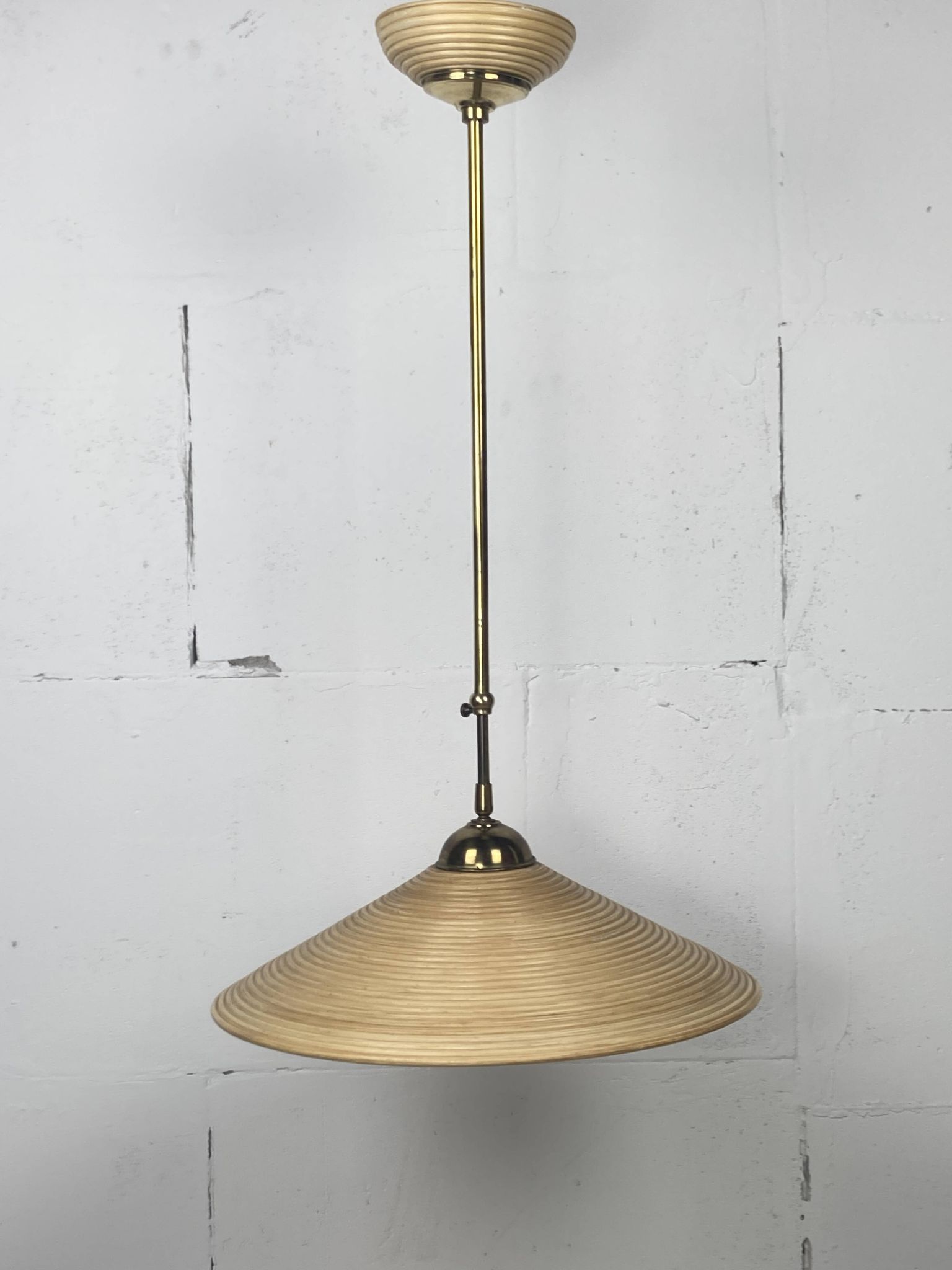 Telescopic brass and pencil reed rattan bamboo hanging pendant lamp, Italy 1970s