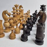 Vintage chess set, late 19th - early 20th century, in carved turned wood, 9 cm