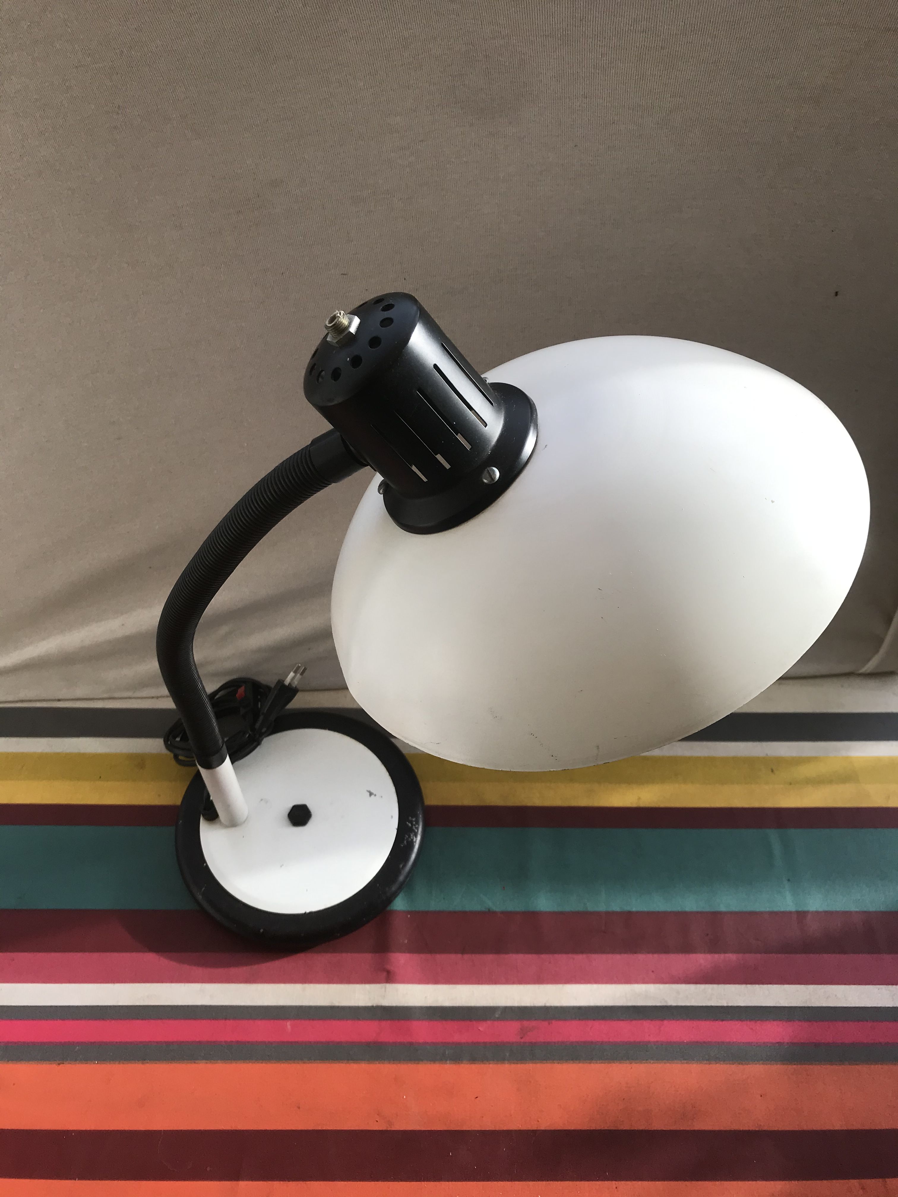ALUMINOR Metal Metal White Metal Black Black Jacket Vintage Table Lamp