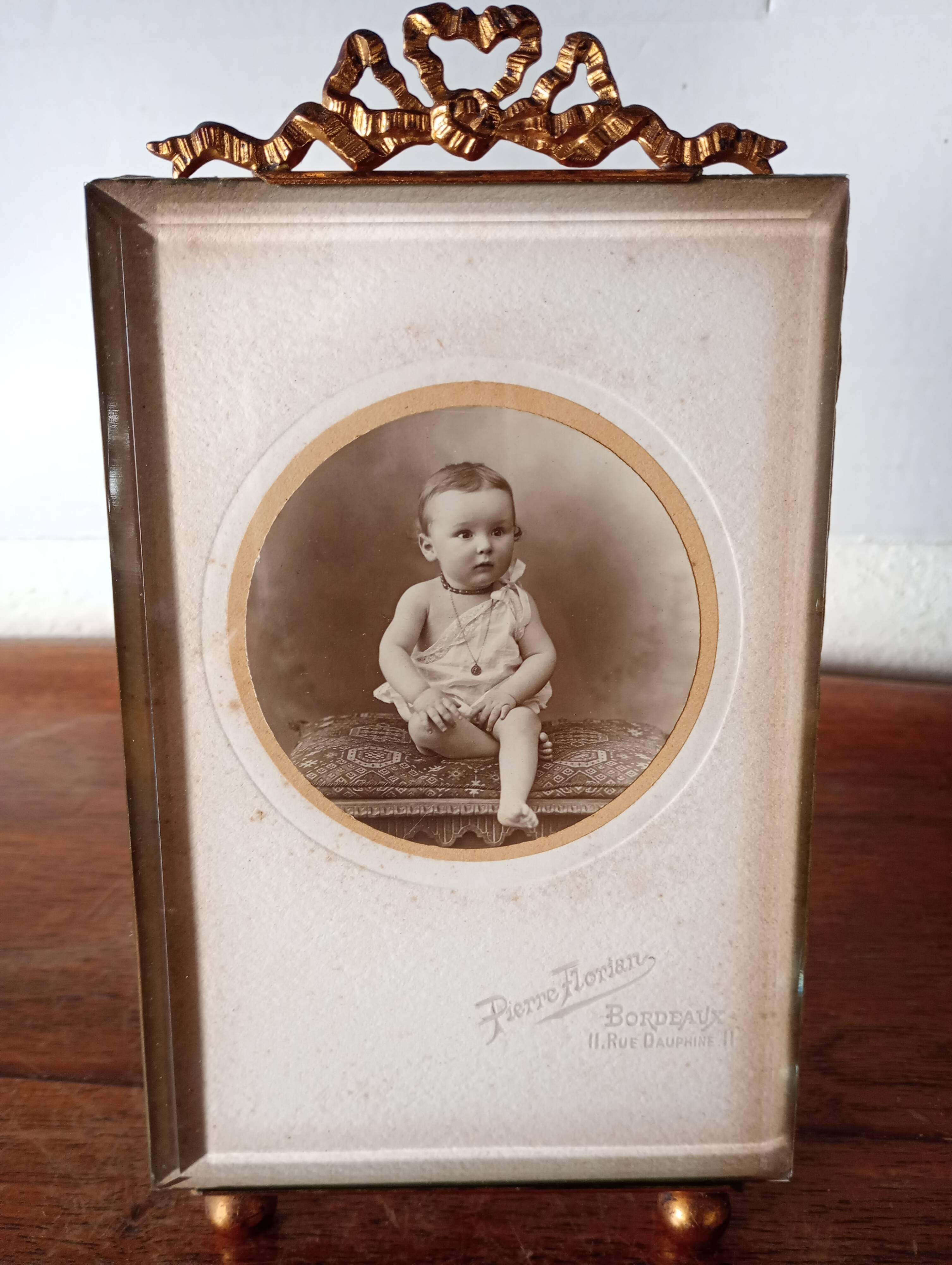 Photo frame 1900