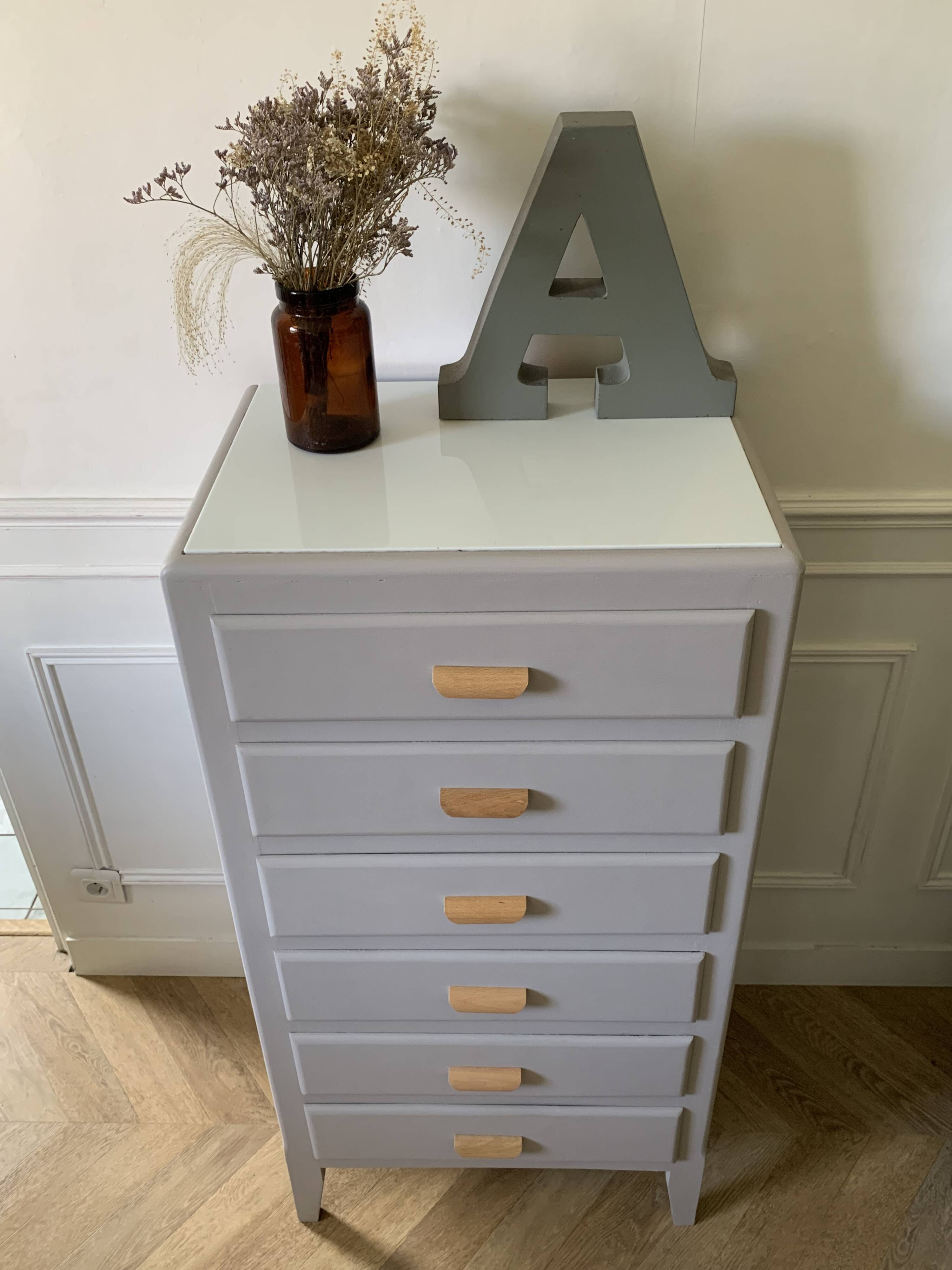 High chest of drawers