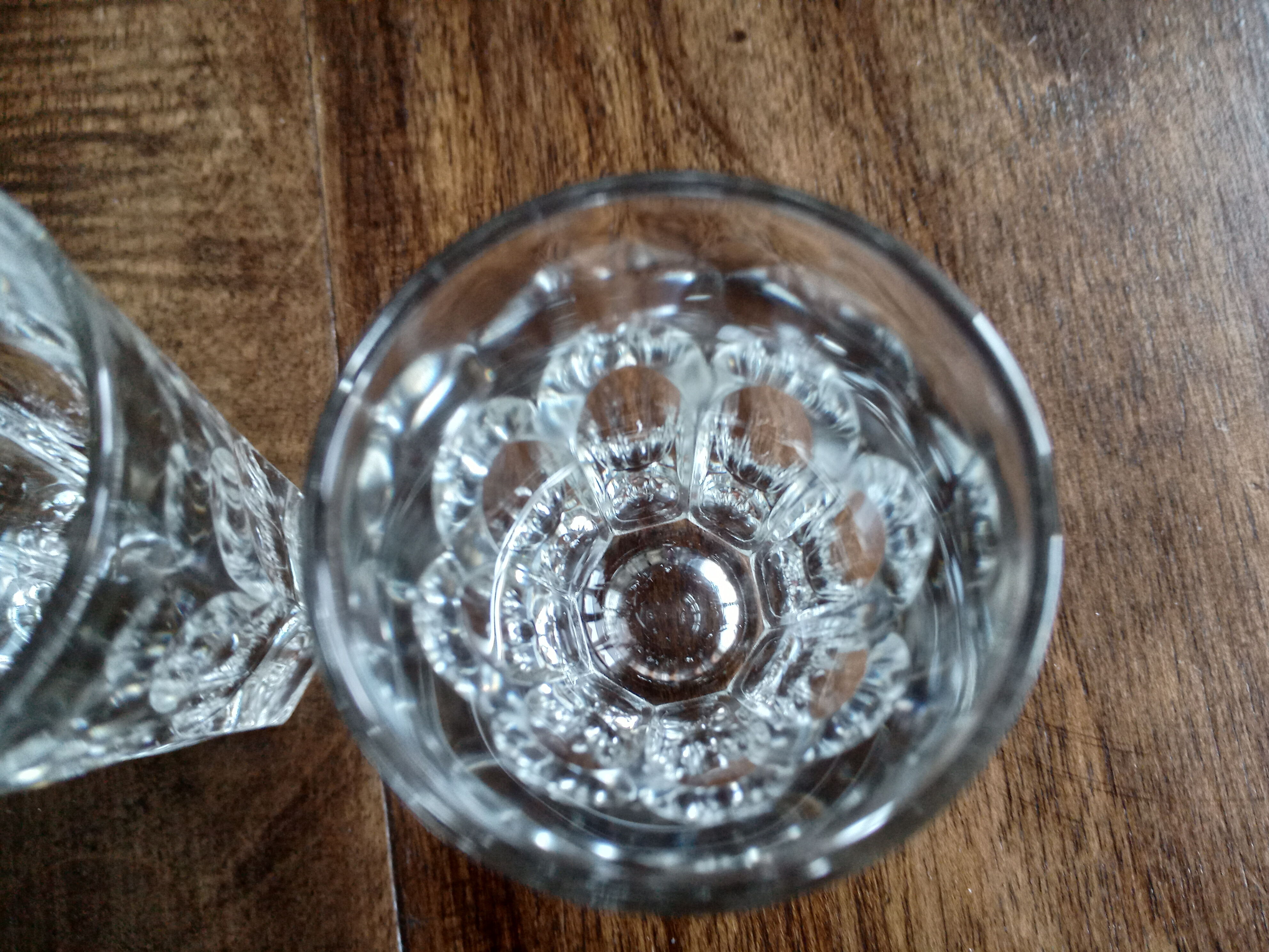 Set of 4 small vintage liqueur or schnapps glasses in molded glass