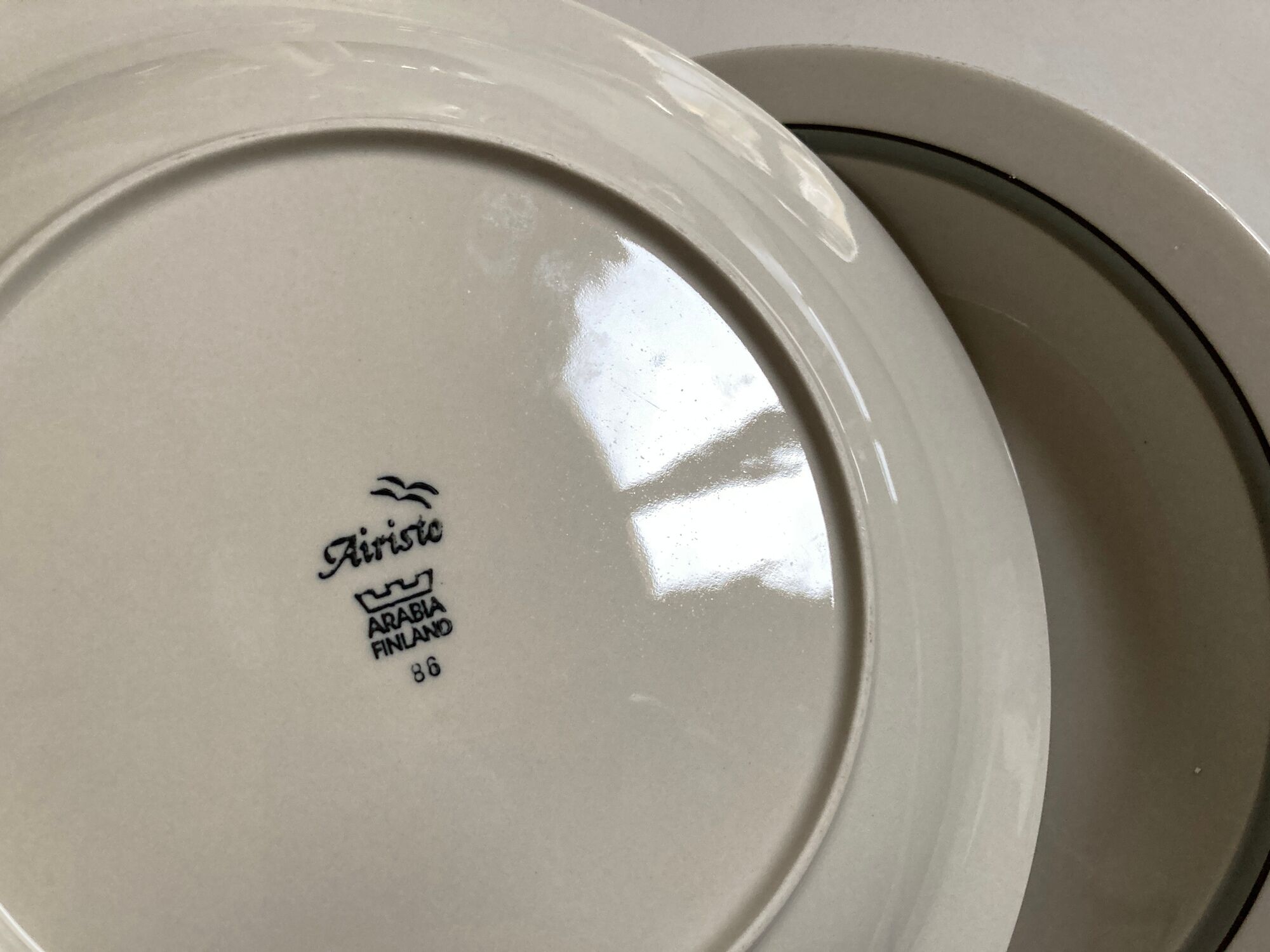 Set of 7 flat plates Arabia Finland Airisto faience 1970 Scandinavian