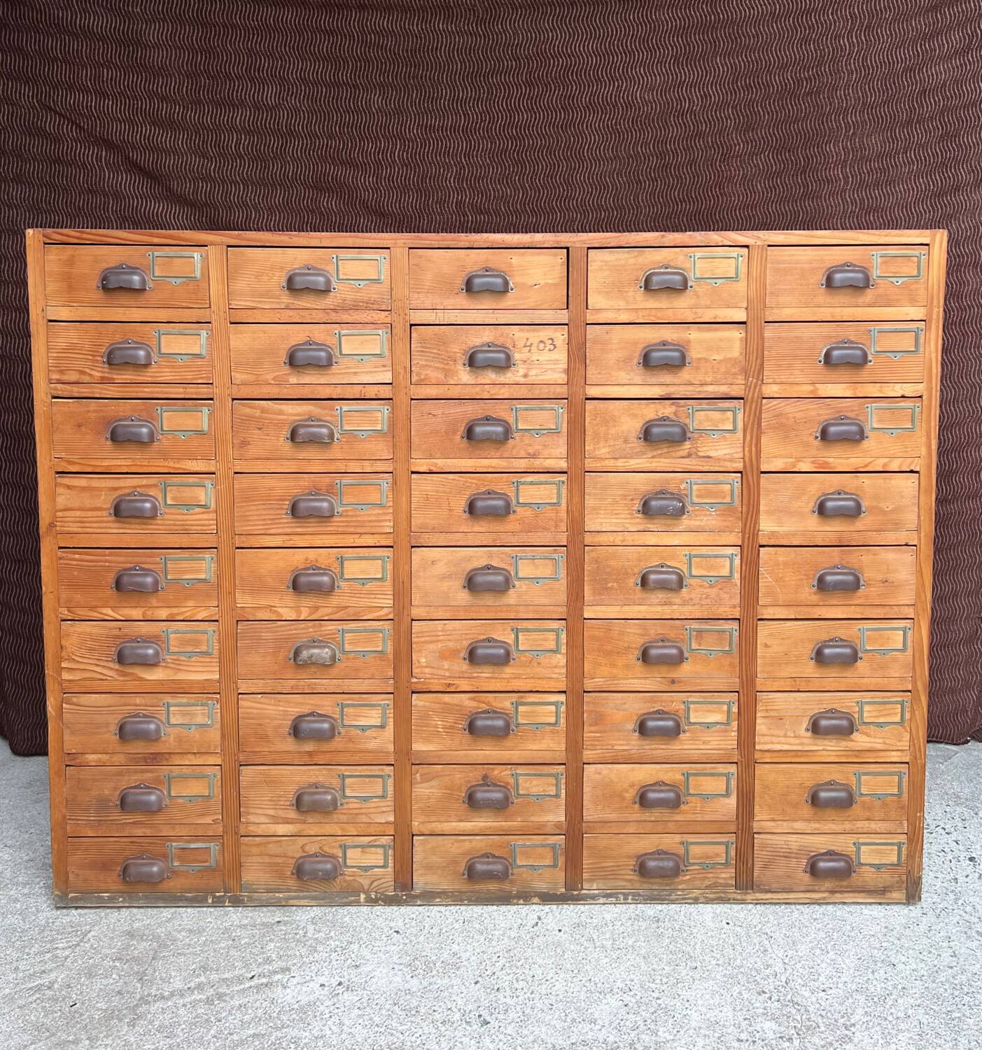 Vintage hardware trade furniture