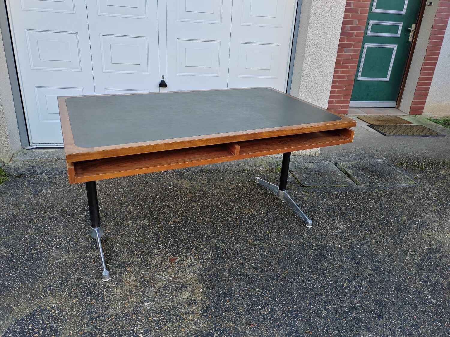 Herman Miller Eames and Eieimann desk