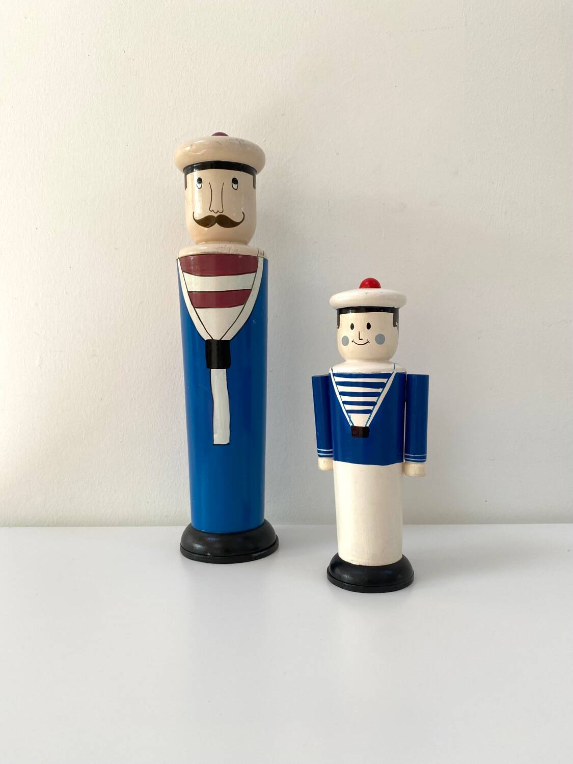 Large old wooden piggy bank / Sailor