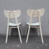 2 chaises en formica vert d'eau