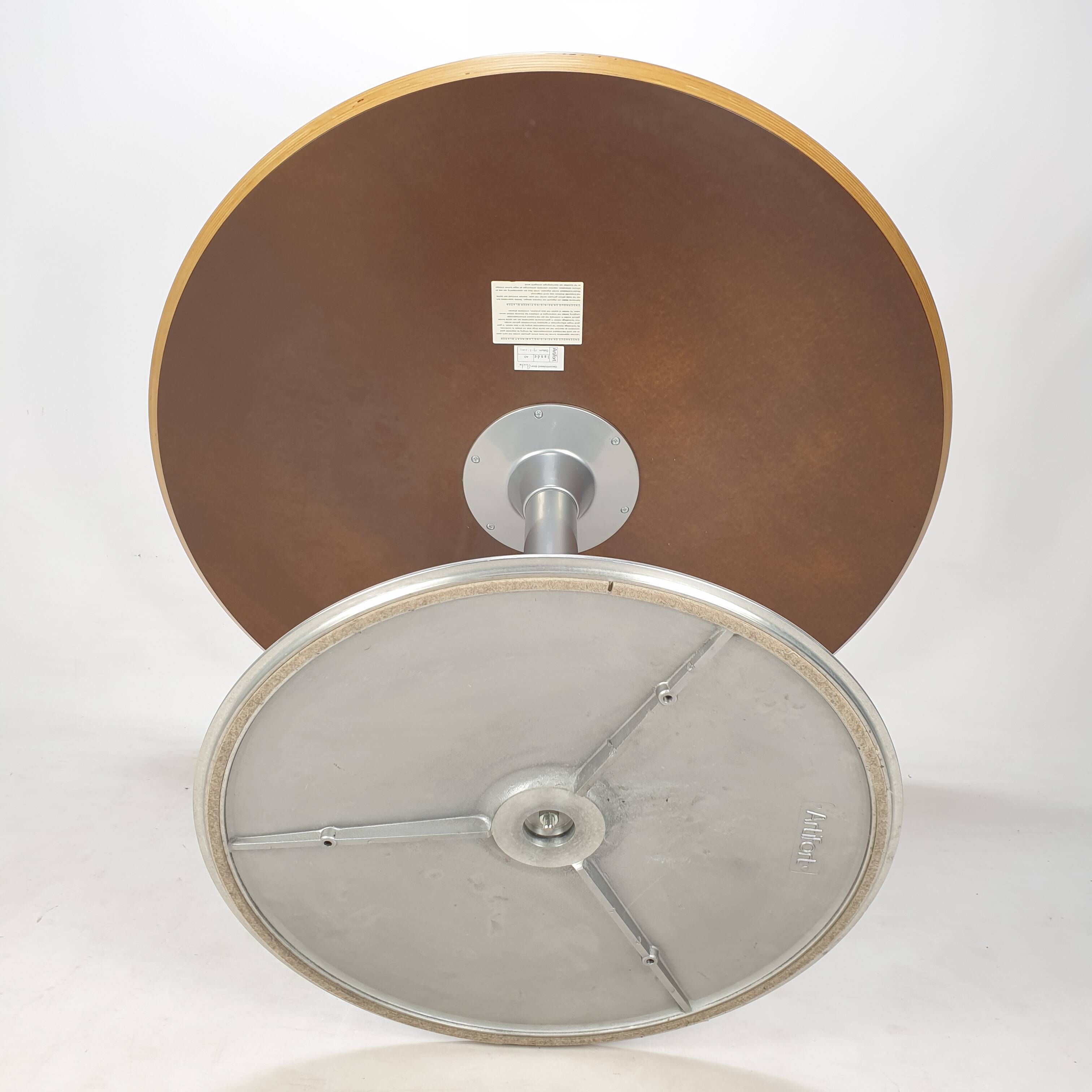 Round Dining Table by Pierre Paulin for Artifort