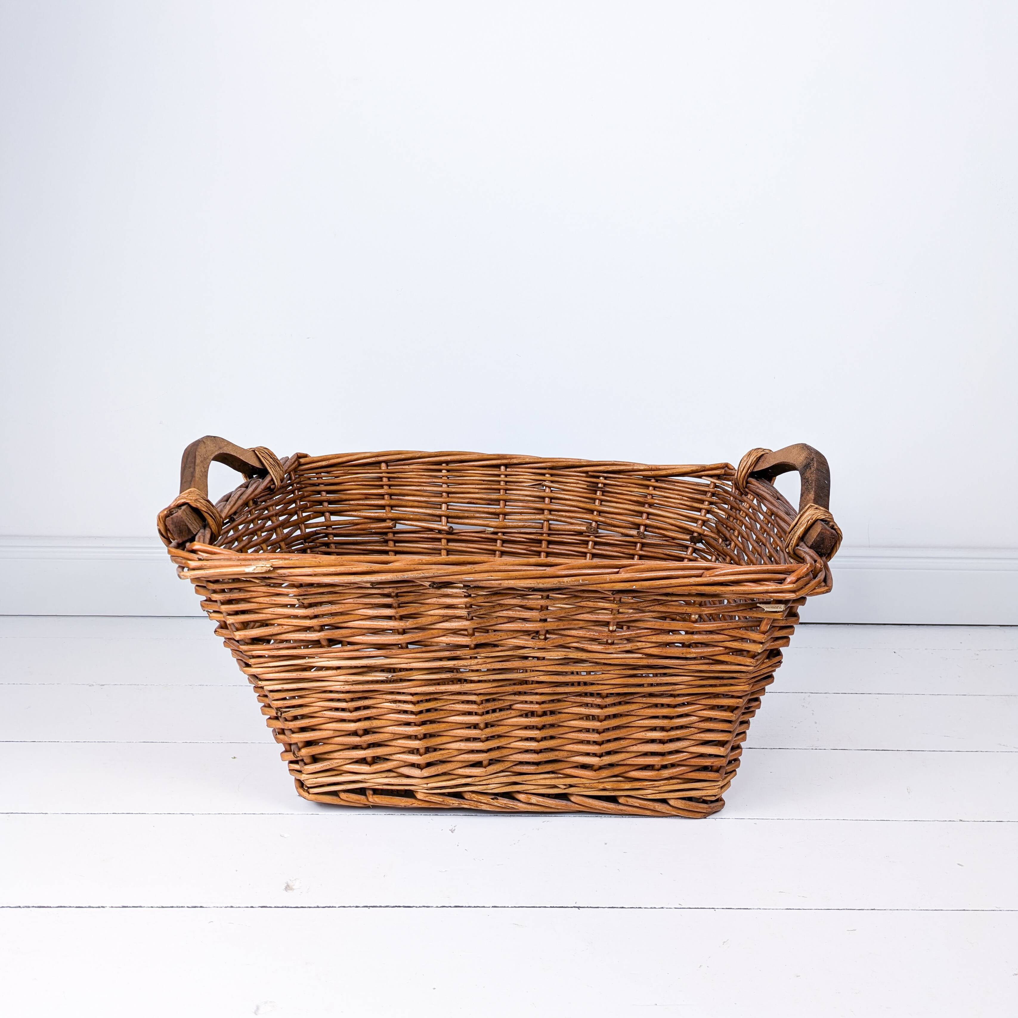 Panier Vintage Anse Rangement Mid Century Panier en osier tressé brun rougeArtisanat Hygge Skandi Sc