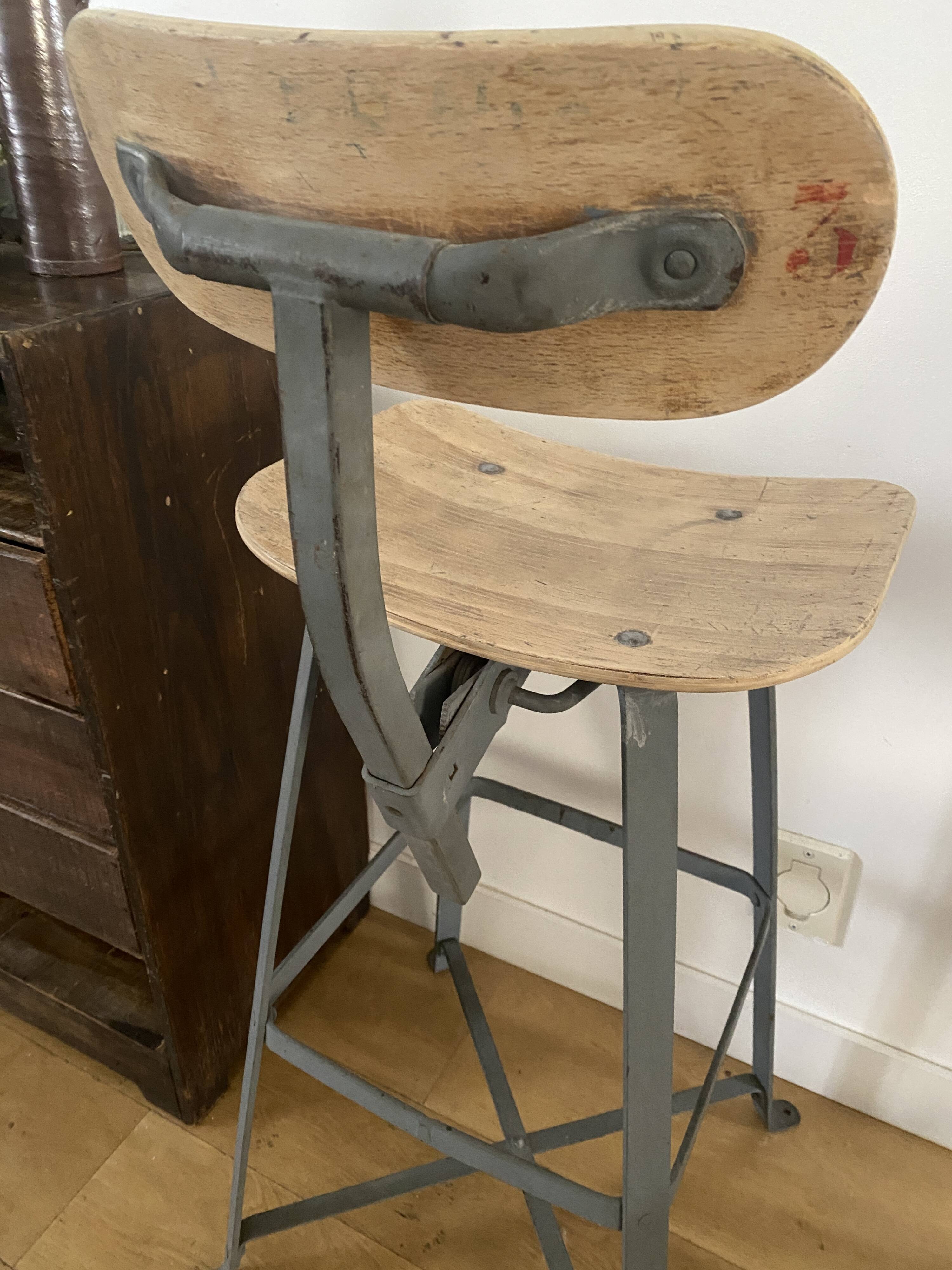 High workshop chair