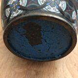 Siloated vase