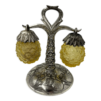 Servant salt and pepper pineapple decoration
