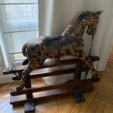 Cheval à bascule ancien bois et cuir