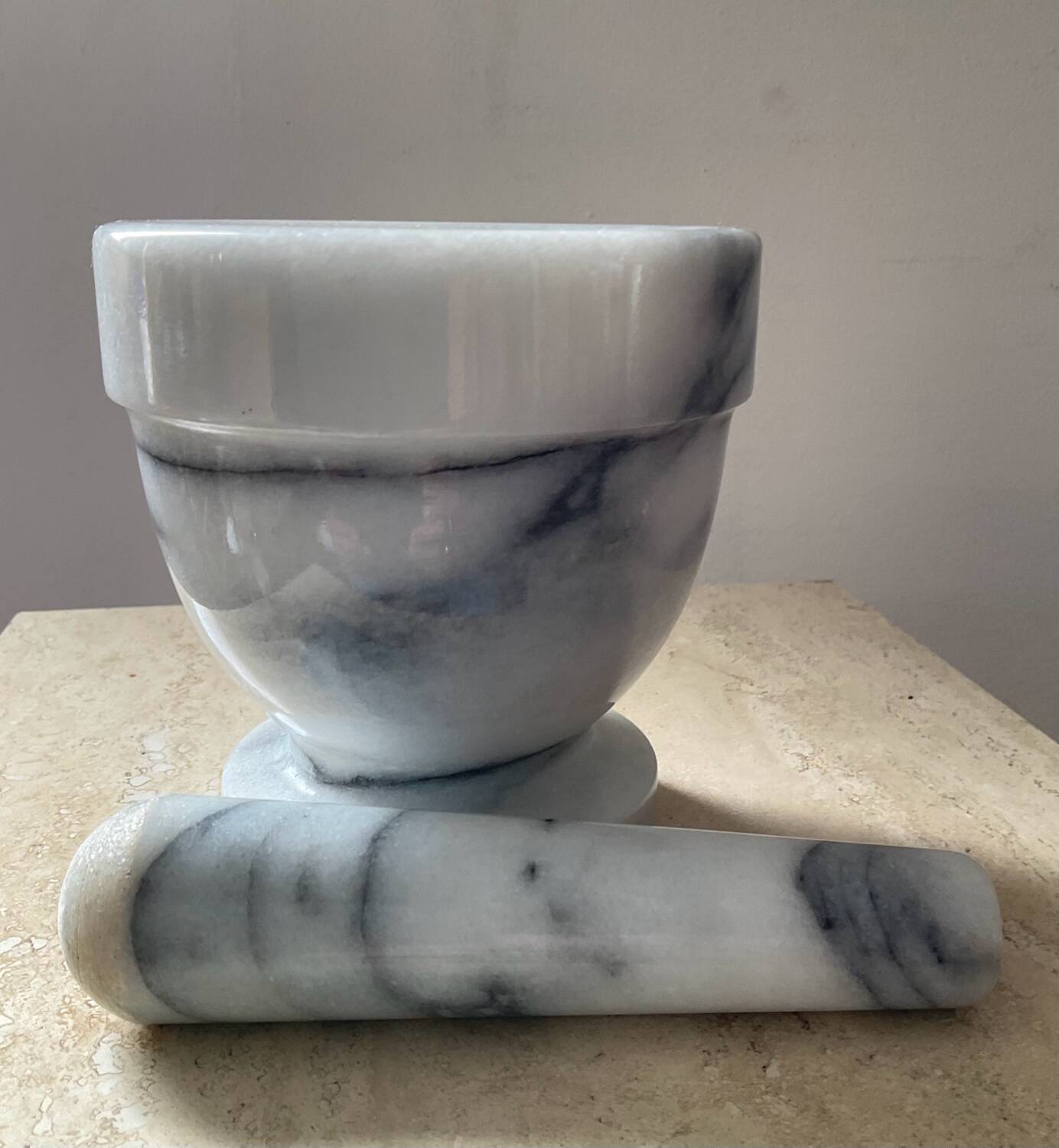 Carrara marble mortar and pestle