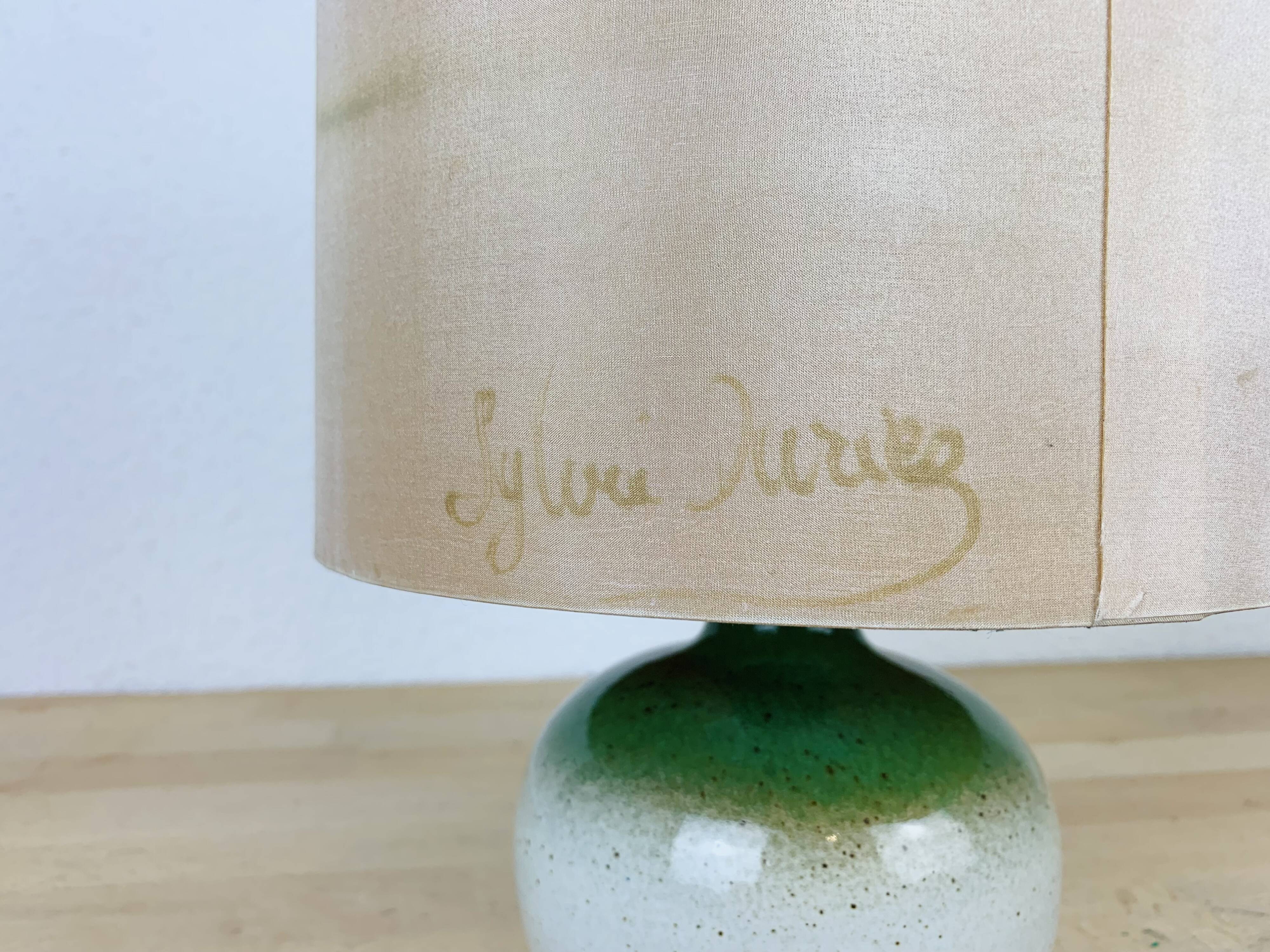 Lampe boule grès de Sylvie et Philippe Duriez