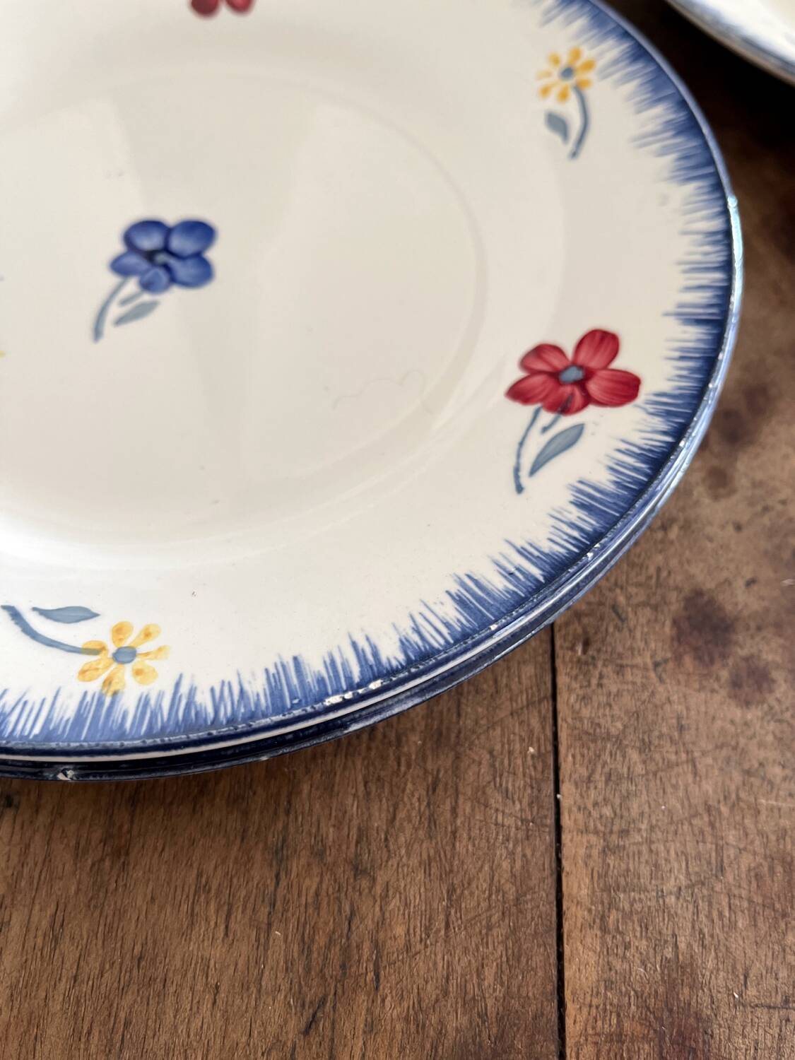 4 assiettes à dessert en faïence « Mary Lou » Digoin Sarreguemines