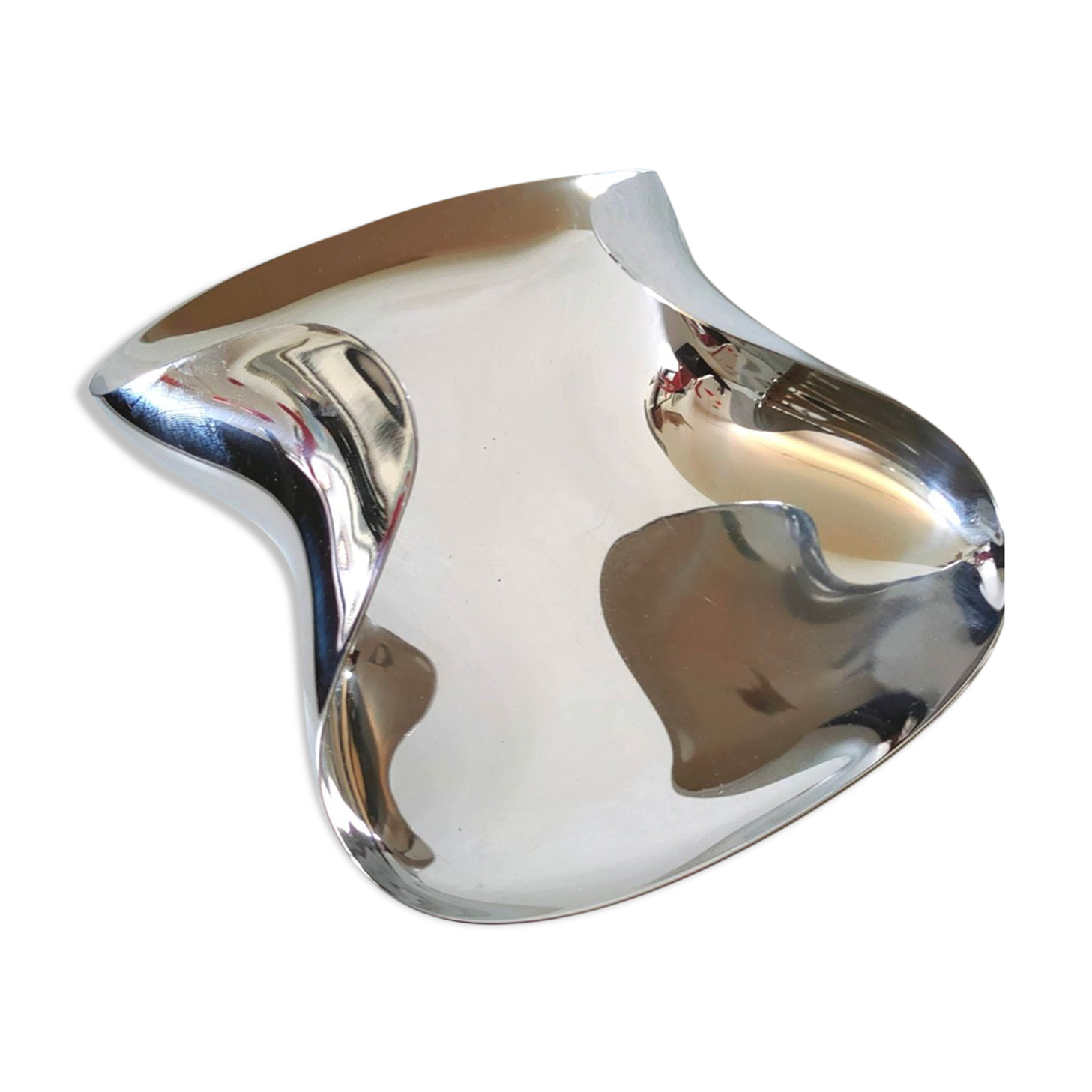 Marli fruit holder designed by Steven Blaess for Alessi 2008