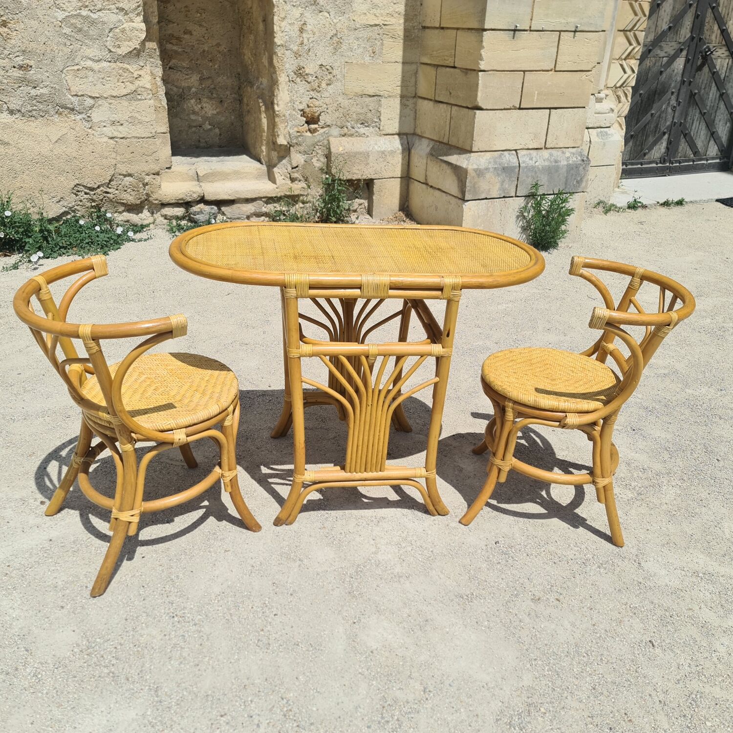 Table and chairs bistrot head to head rattan bamboo 1970