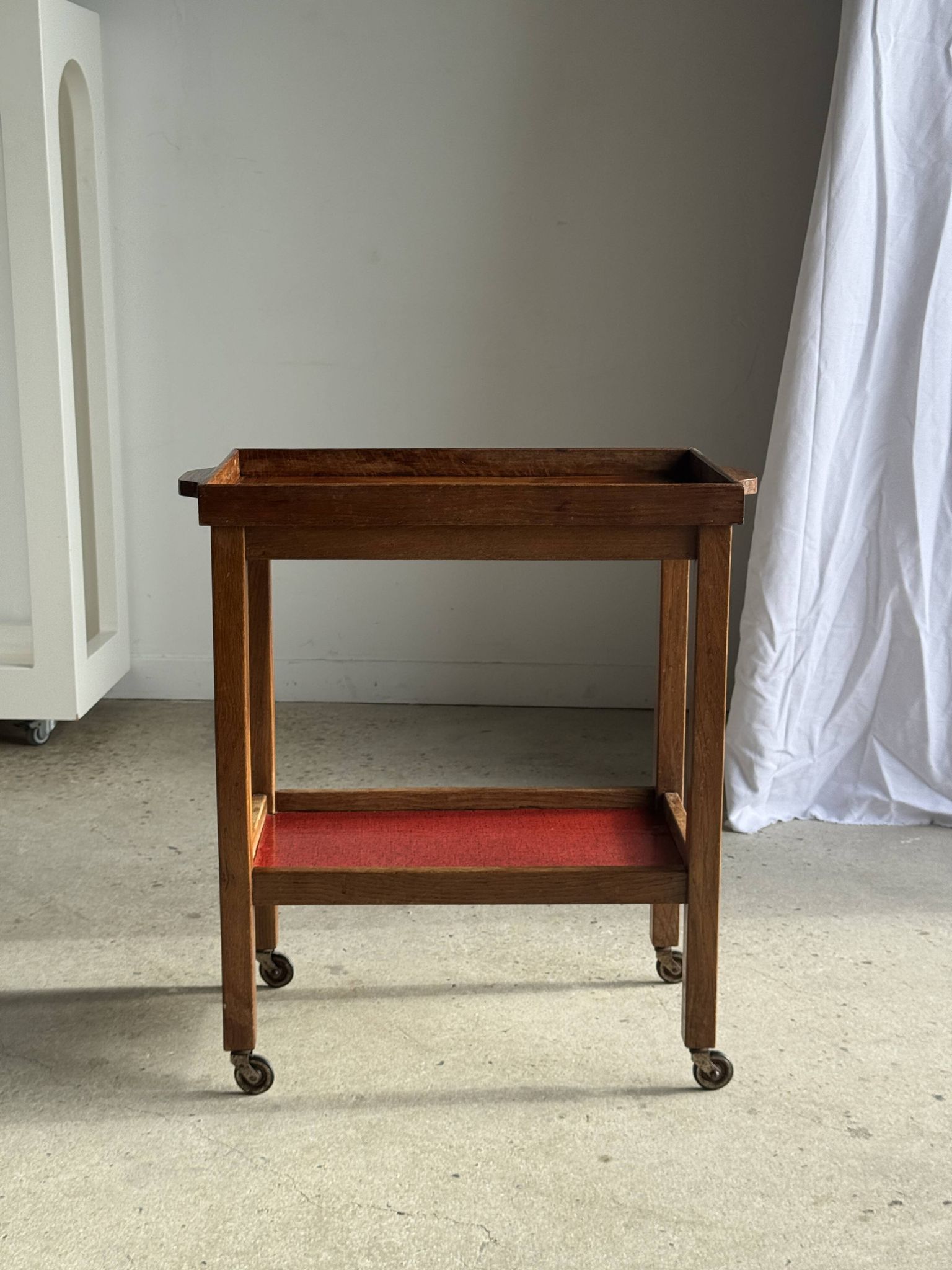 Wooden rolling trolley with removable top H66 75x35