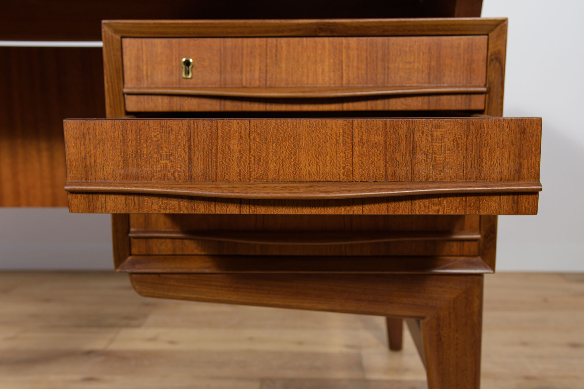 Mid-Century Freestanding Teak Desk, 1960s