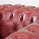 Amazing English cowhide Chesterfield armchair in a stunning red colour