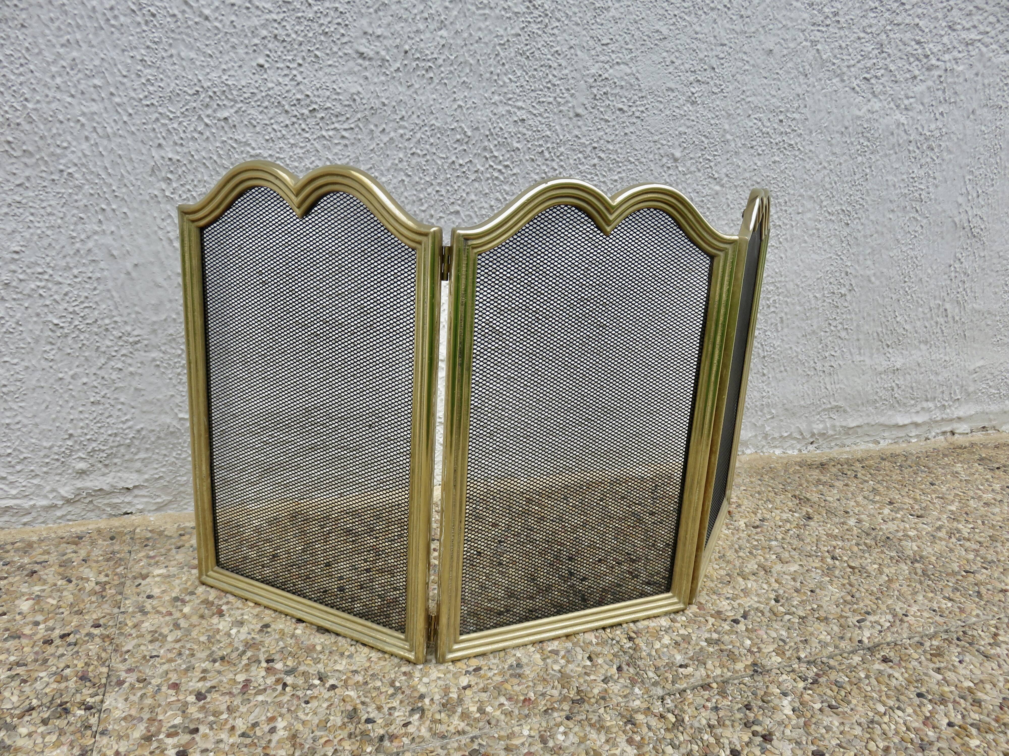 Small fire screen, spark arrester, brass, 3-panel, 1970