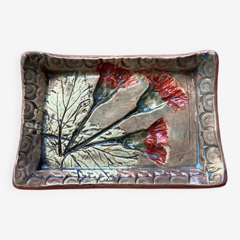Arty enameled terracotta dish signed by the artist