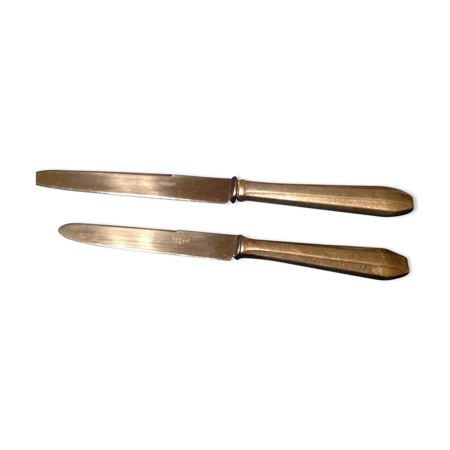 Coffret de 24 couteaux en métal argenté ancien