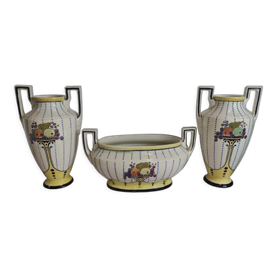 Jardinière avec 2 vases en barbotine style art déco