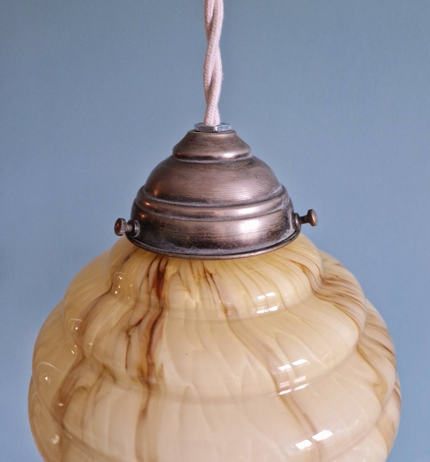 Pair of Art Deco marbled opaline pendant lights, 1920s-30s
