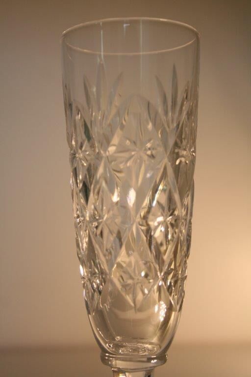 Suite of 3 St. louis cut Crystal champagne flutes